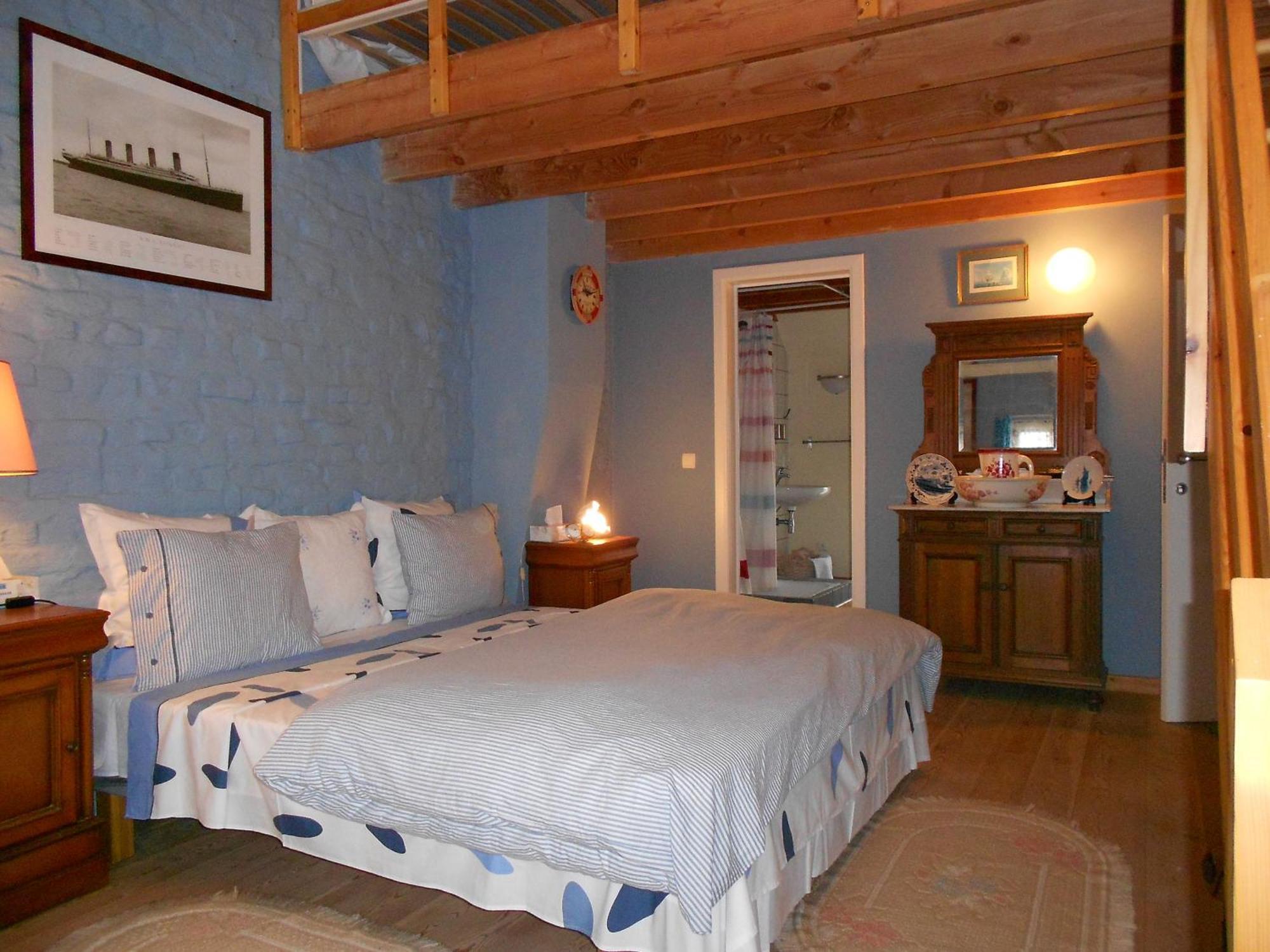 Johan'S Lodge Звалм Номер фото